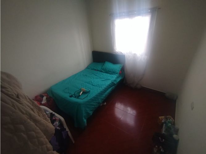 Casa de 13 alcobas en venta en El Pomar, Medellín, 453 m² · foto 16 de 24