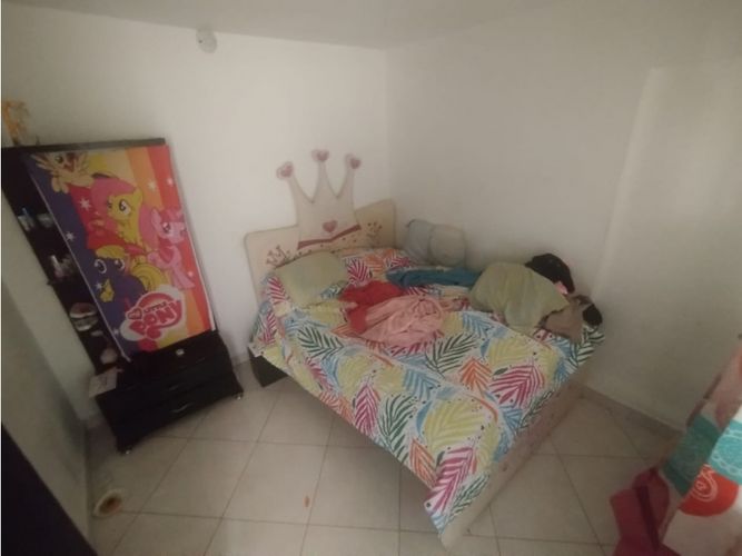 Casa de 13 alcobas en venta en El Pomar, Medellín, 453 m² · foto 19 de 24