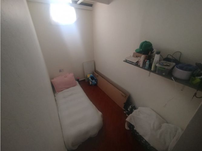 Casa de 13 alcobas en venta en El Pomar, Medellín, 453 m² · foto 22 de 24