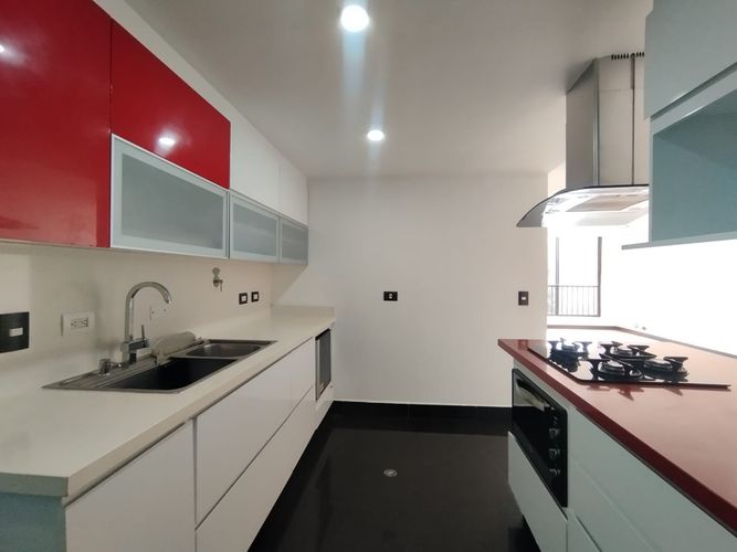 Apartamento de 3 alcobas en arriendo en El Poblado, Medellín, 118 m² · foto 9 de 20