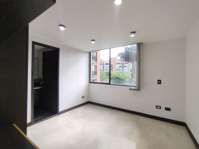 Apartamento de 3 alcobas en arriendo en El Poblado, Medellín, 118 m² · foto 13 de 20
