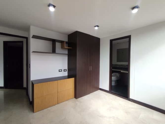 Apartamento de 3 alcobas en arriendo en El Poblado, Medellín, 118 m² · foto 14 de 20