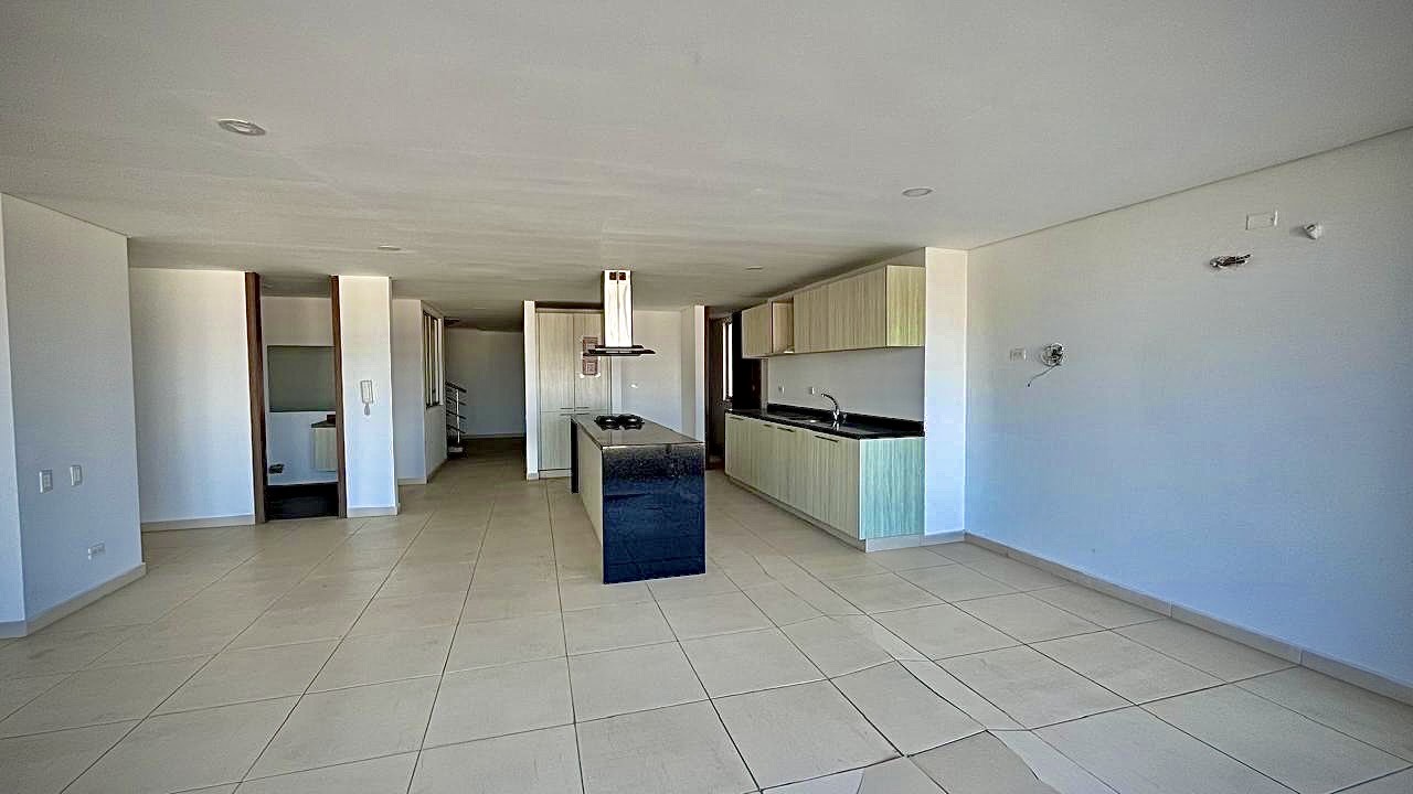 Apartamento en venta en Ciudad Jardin, Barranquilla · foto 3 de 20