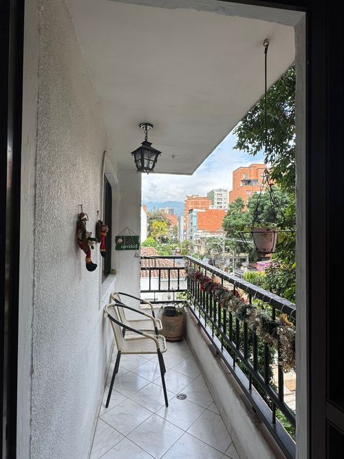 Apartamento de 3 alcobas en venta en Laureles, Medellín, 125 m² · foto 16 de 22