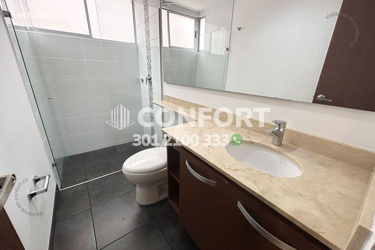 Apartamento de 3 alcobas en arriendo en Cumbres, Envigado, 103 m² · foto 19 de 24