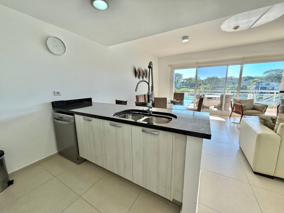Vendo departamento 2 dormitorios amoblado en San Bernardino Aqua Village — foto 2