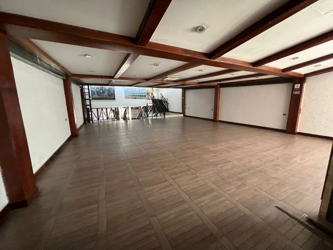 Oficina en venta en El Poblado, Medellín, 704 m² · foto 14 de 20