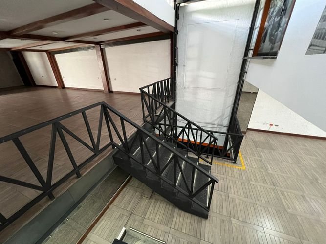 Oficina en venta en El Poblado, Medellín, 704 m² · foto 13 de 20