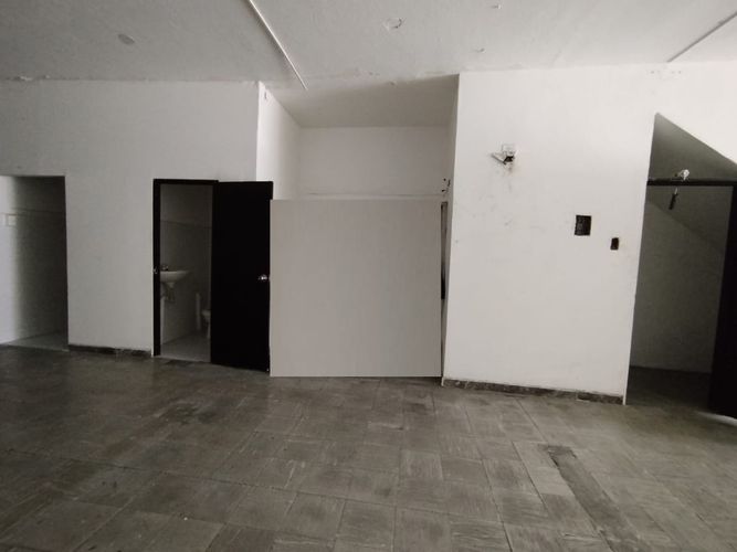 Bodega en arriendo en San Nicolas, Cali, 349 m² · foto 3 de 24