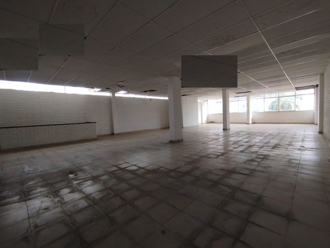 Bodega en arriendo en San Nicolas, Cali, 349 m² · foto 22 de 24