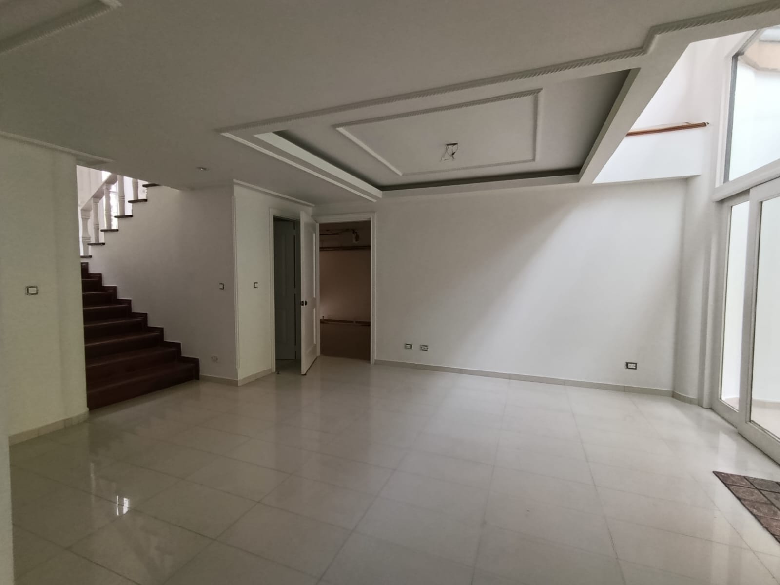 Casa en arriendo en El Poblado, Medellín · foto 6 de 18