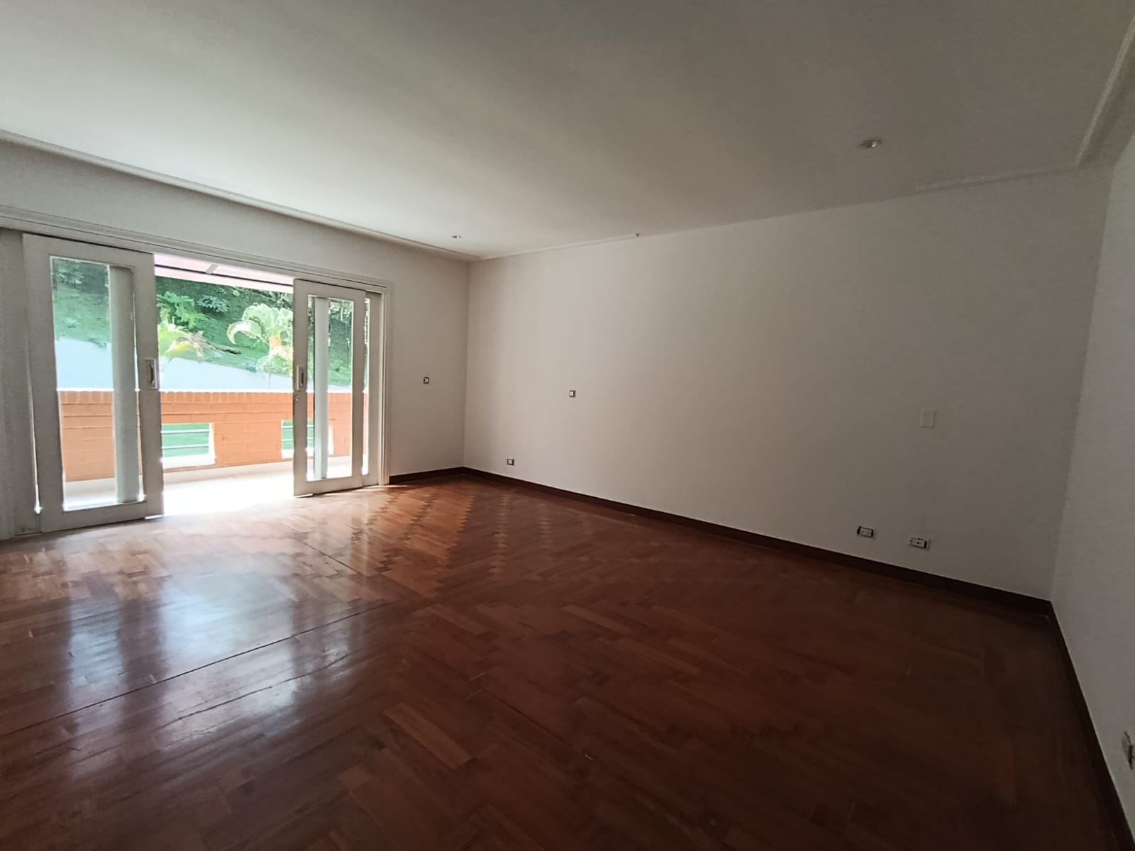 Casa en arriendo en El Poblado, Medellín · foto 10 de 18