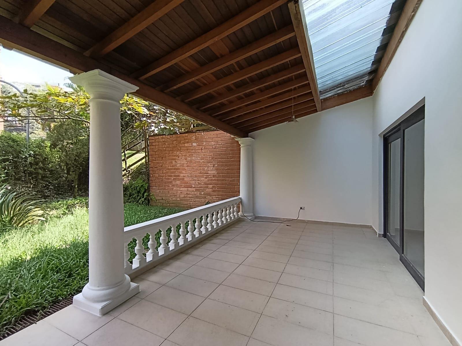 Casa en arriendo en El Poblado, Medellín · foto 15 de 18