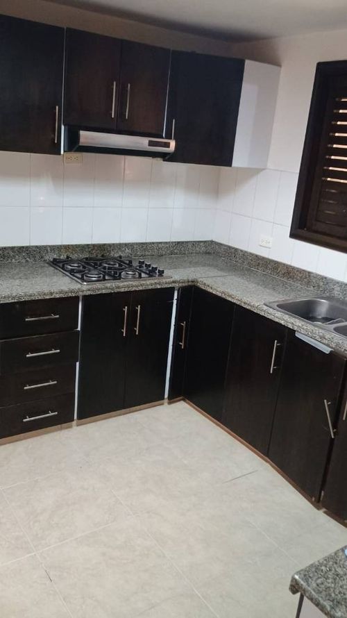Casa de 4 alcobas en venta en Ciudad Jardin, Cali, 150 m² · foto 17 de 24