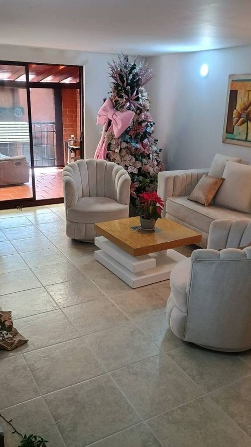 Casa de 4 alcobas en venta en Ciudad Jardin, Cali, 150 m² · foto 23 de 24