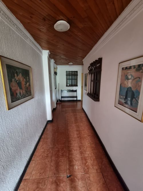 Edificio en venta en San Pedro, Cali, 1200 m² · foto 10 de 24
