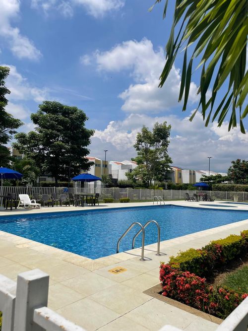 Casa de 4 alcobas en venta en El Castillo, Jamundí, 183 m² · foto 6 de 24