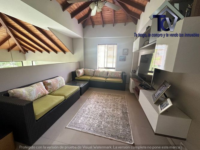 Casa de 4 alcobas en venta en Menzuly, Piedecuesta, 315 m² · foto 8 de 23
