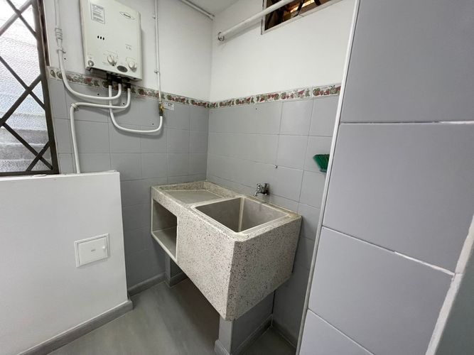 Apartamento de 2 alcobas en venta en Los Cambulos, Cali, 66 m² · foto 7 de 20