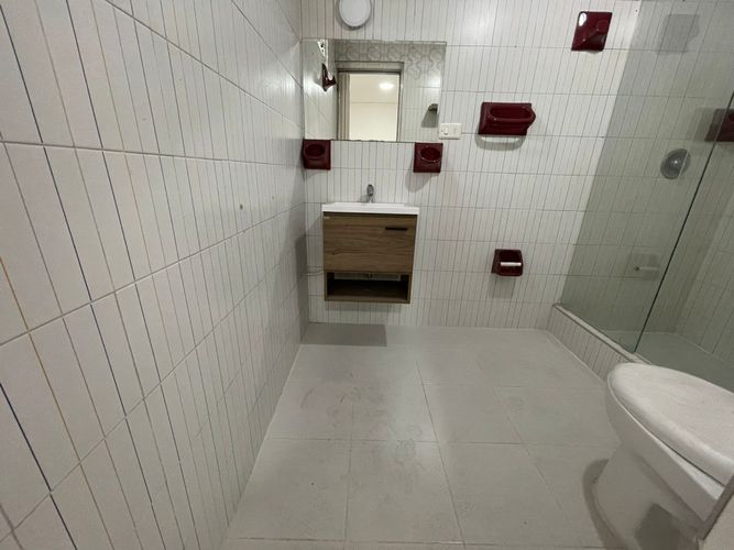 Apartamento de 2 alcobas en venta en Los Cambulos, Cali, 66 m² · foto 11 de 20