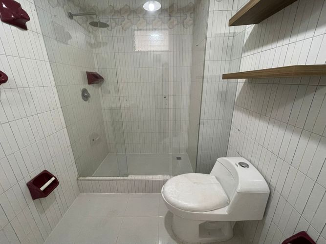 Apartamento de 2 alcobas en venta en Los Cambulos, Cali, 66 m² · foto 12 de 20