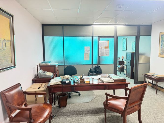 Oficina en arriendo en El Poblado, Medellín, 47 m² · foto 4 de 8
