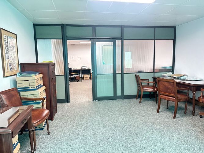 Oficina en arriendo en El Poblado, Medellín, 47 m² · foto 5 de 8