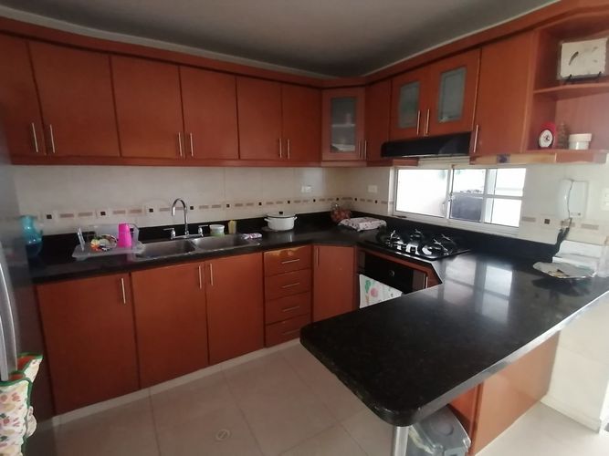 Casa de 4 alcobas en venta en Cañaveral, Floridablanca, 230 m² · foto 5 de 14