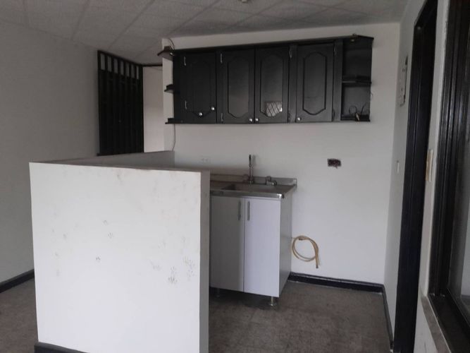 Casa de 15 alcobas en venta en Nueva Floresta Del Ict, Cali, 162 m² · foto 16 de 20