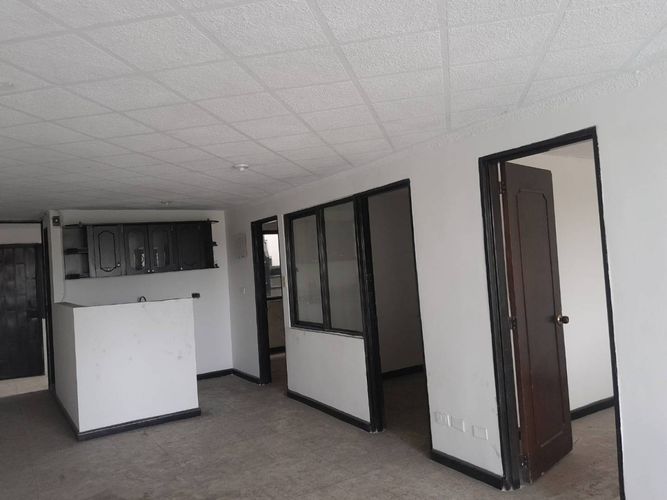 Casa de 15 alcobas en venta en Nueva Floresta Del Ict, Cali, 162 m² · foto 17 de 20