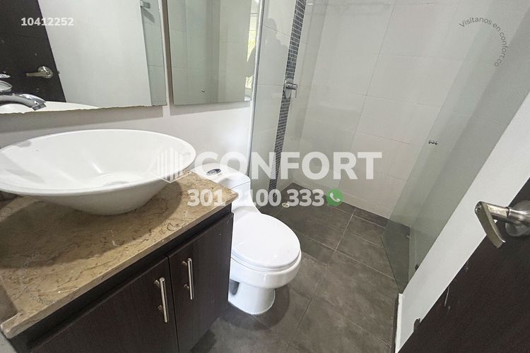 Apartamento de 3 alcobas en arriendo en Loma Del Esmeraldal, Envigado, 108 m² · foto 9 de 24