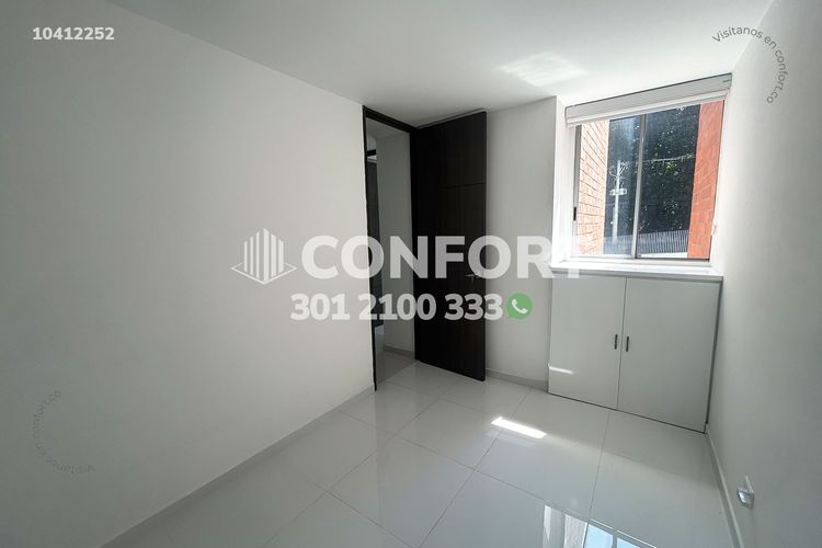 Apartamento de 3 alcobas en arriendo en Loma Del Esmeraldal, Envigado, 108 m² · foto 10 de 24