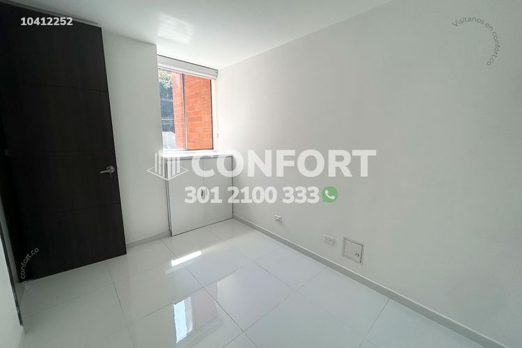 Apartamento de 3 alcobas en arriendo en Loma Del Esmeraldal, Envigado, 108 m² · foto 11 de 24