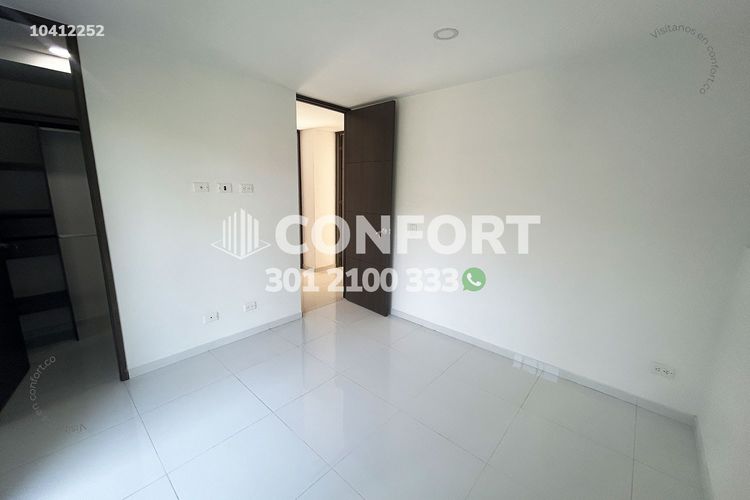 Apartamento de 3 alcobas en arriendo en Loma Del Esmeraldal, Envigado, 108 m² · foto 20 de 24