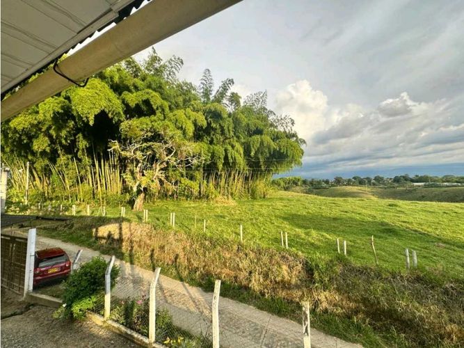 Casa de 6 alcobas en venta en Armenia, 220 m² · foto 10 de 14