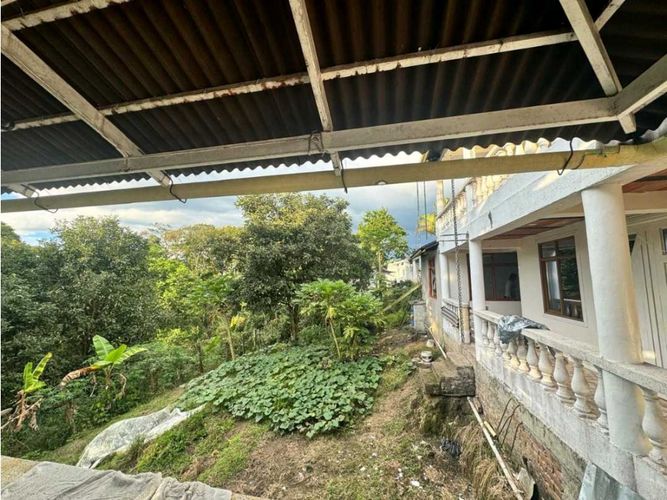 Casa de 6 alcobas en venta en Armenia, 220 m² · foto 12 de 14