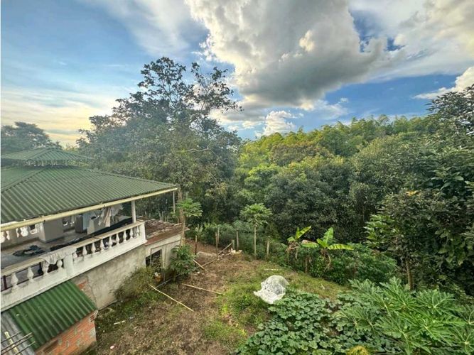 Casa de 6 alcobas en venta en Armenia, 220 m² · foto 13 de 14