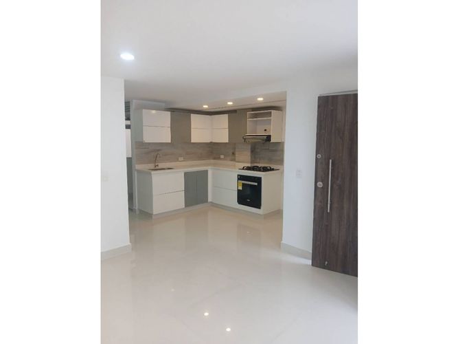 Apartamento en venta en Centro, La Estrella · foto 3 de 14