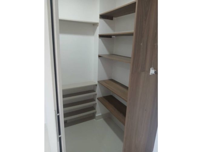 Apartamento en venta en Centro, La Estrella · foto 11 de 14