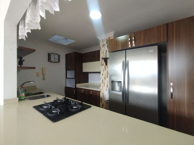 Apartamento de 3 alcobas en venta en Primero De Febrero, Pereira, 156 m² · foto 4 de 11