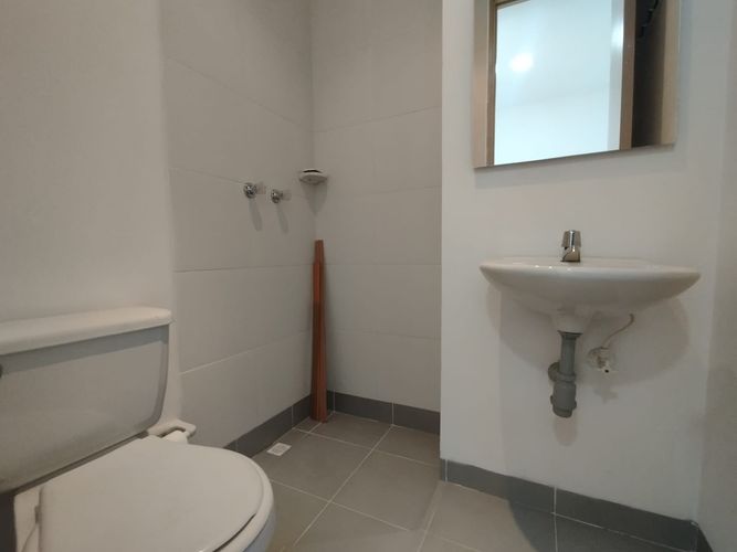 Apartamento de 2 alcobas en arriendo en Conquistadores, Medellín, 117 m² · foto 5 de 20