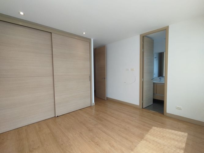 Apartamento de 2 alcobas en arriendo en Conquistadores, Medellín, 117 m² · foto 15 de 20