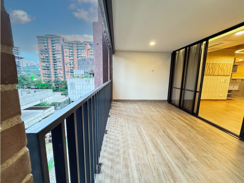 Apartaestudio en Arriendo en Ciudad del Río, Medellín