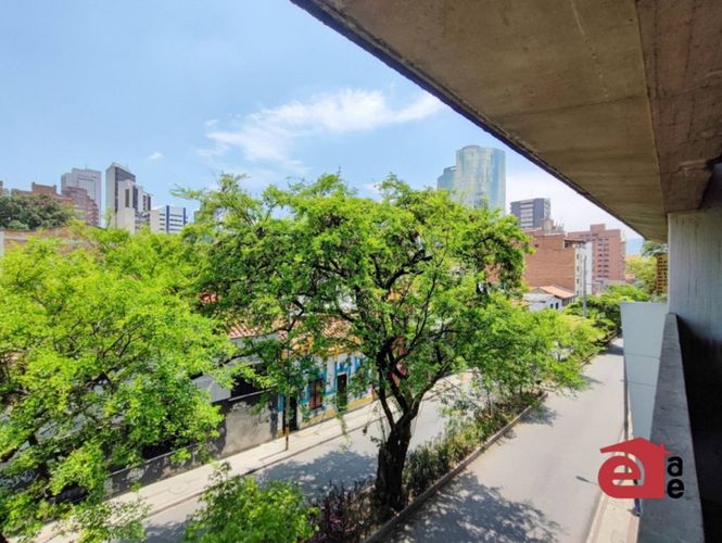 Bodega en arriendo en Boston, Medellín, 1200 m² · foto 5 de 7