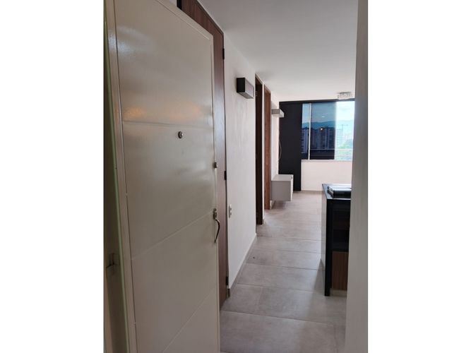 Apartamento de 2 alcobas en venta en Granjas De Provenza, Floridablanca, 58 m² · foto 3 de 24