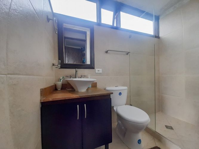 Finca en arriendo en El Chingui, Envigado, 580 m² · foto 13 de 24