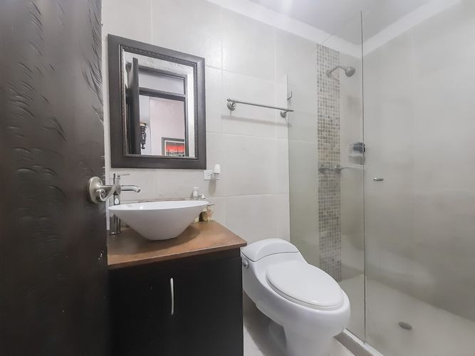 Finca en arriendo en El Chingui, Envigado, 580 m² · foto 14 de 24