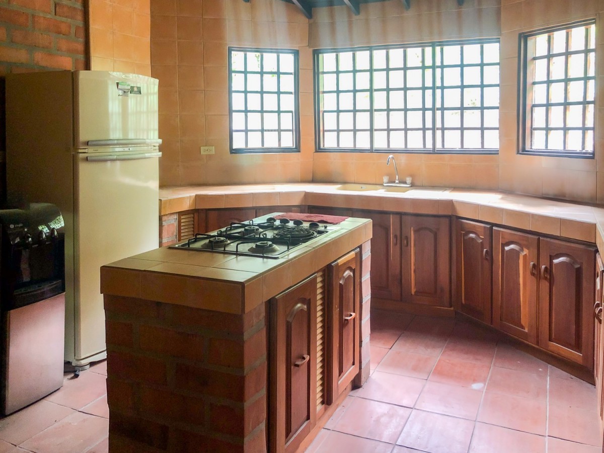 6BR House in El totumo (250 m²) - 4