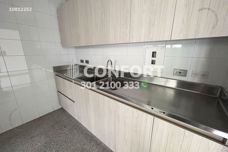 Apartamento de 3 alcobas en arriendo en Patio Bonito, Medellín, 150 m² · foto 6 de 24