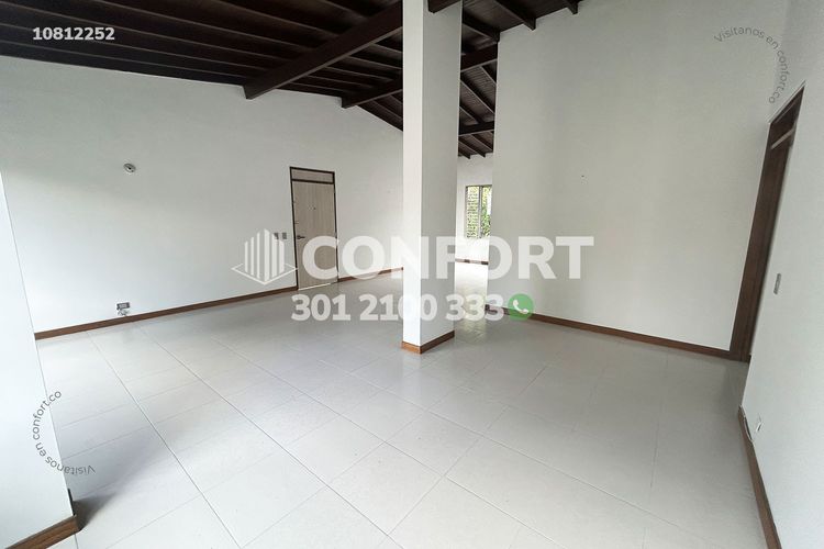 Apartamento de 3 alcobas en arriendo en Patio Bonito, Medellín, 150 m² · foto 8 de 24
